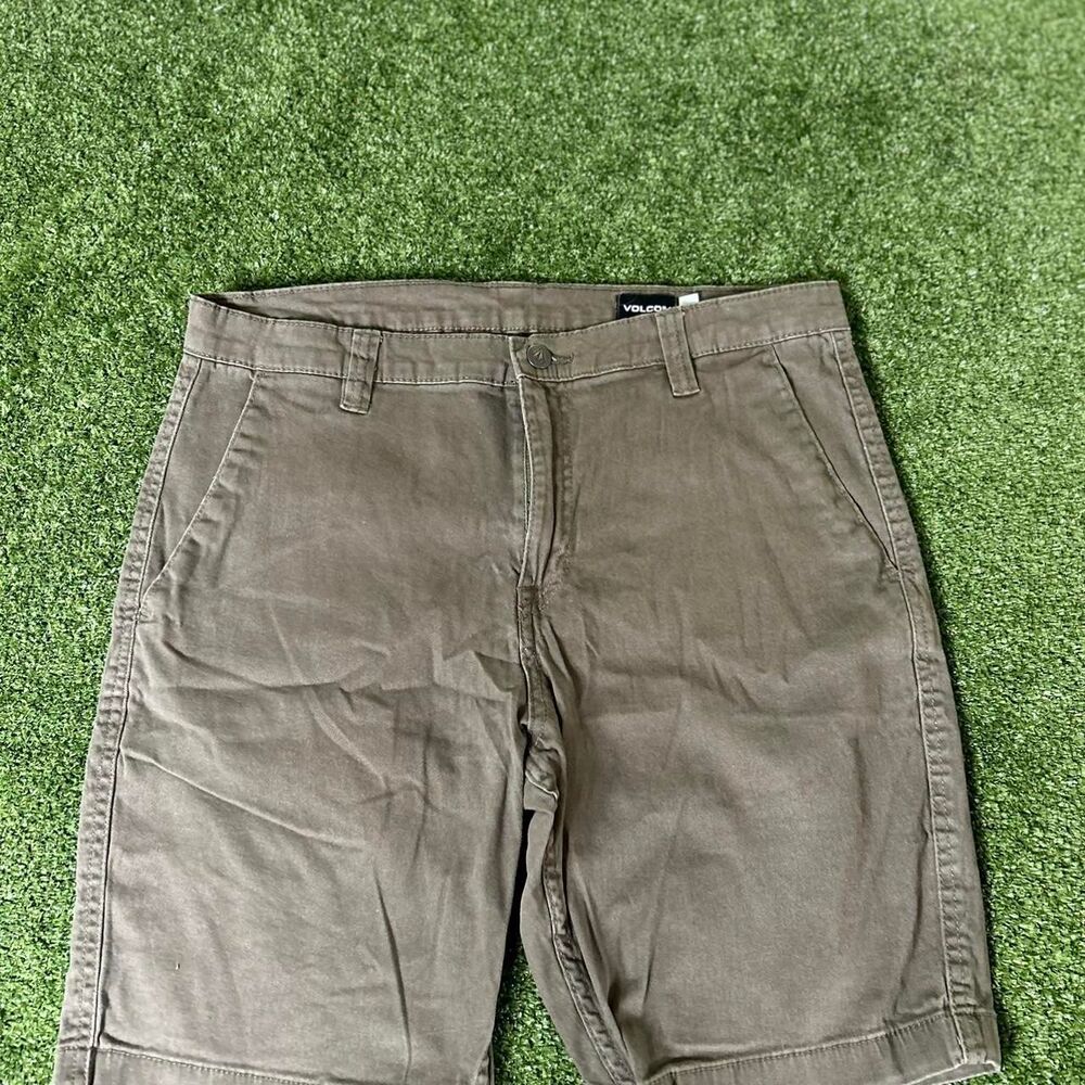 Volcom Men's Khaki and Green Shorts